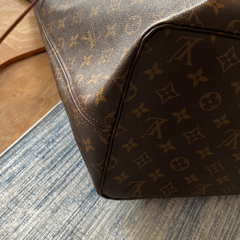Louis Vuitton Neverfull GM 2019. 💯 Authentic 👜 - Picture 4 of 16